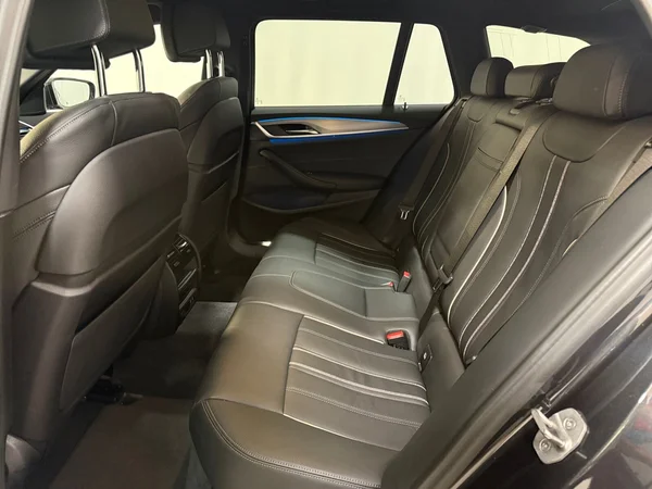 BMW 530 (2022) — foto 20 van 30