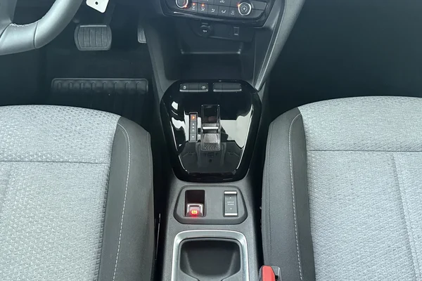 Opel Corsa (2025) — foto 4 van 28