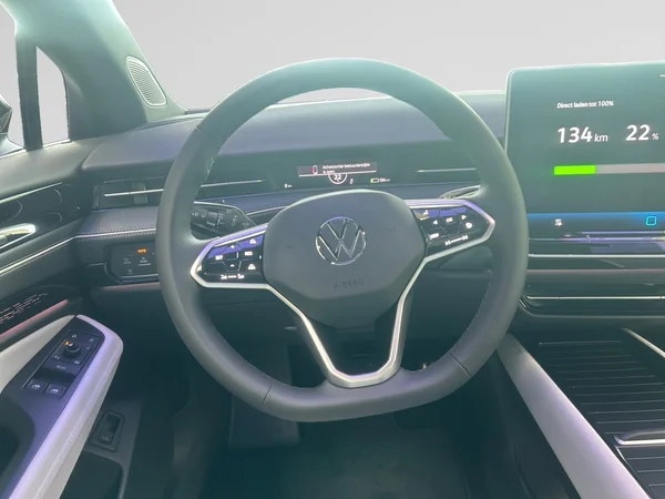 VOLKSWAGEN ID.7 Tourer (2026) — foto 2 van 12