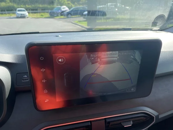 DACIA Sandero Stepway (2025) — foto 13 van 21