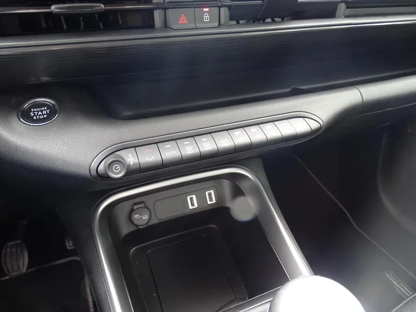 Jeep Avenger (2025) — foto 5 van 16