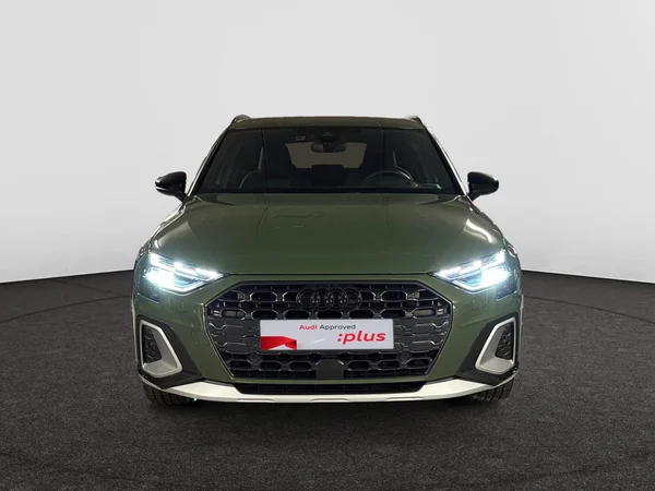 AUDI A3 Alltstreet (2024) — foto 31 van 32