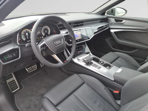 AUDI A6 Avant (2025) — foto 15 van 21