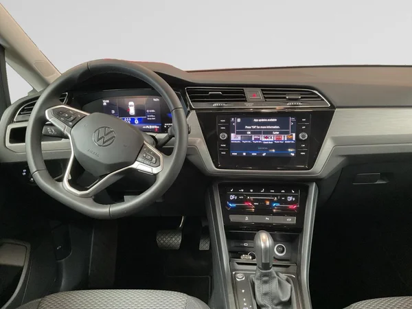 VOLKSWAGEN Touran (2025) — foto 2 van 22