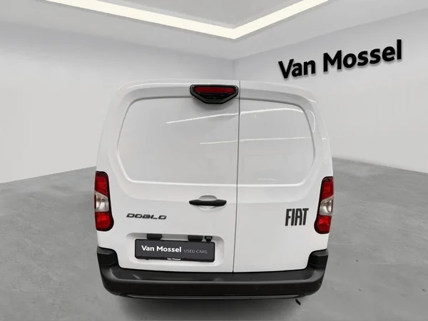 Fiat Doblò (2025) — foto 12 van 18