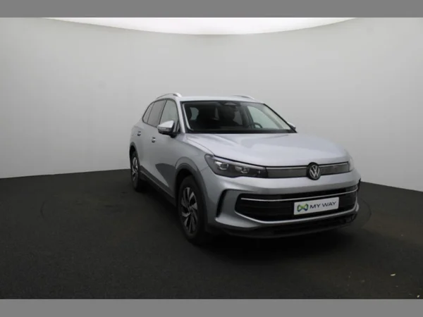 VOLKSWAGEN Tiguan (2026) — foto 7 van 15
