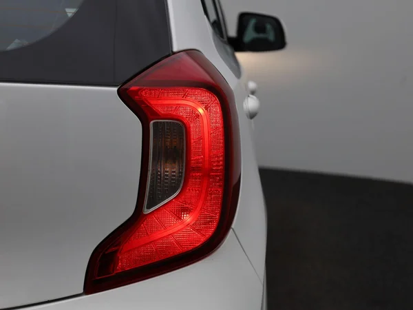 Kia Picanto (2021) — foto 26 van 36