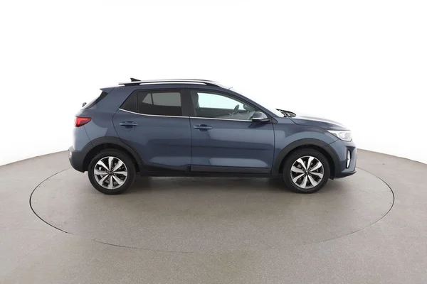 Kia Stonic (2021) — foto 13 van 16