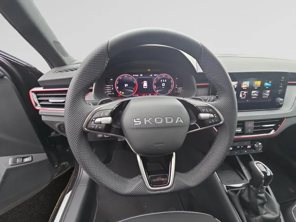 SKODA Kamiq (2026) — foto 4 van 24