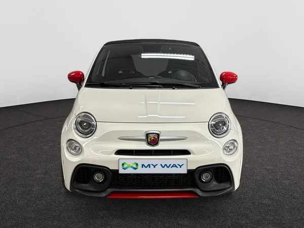 ABARTH 595C (2019) — foto 11 van 15