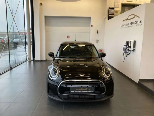 MINI One (2022) — foto 12 van 19