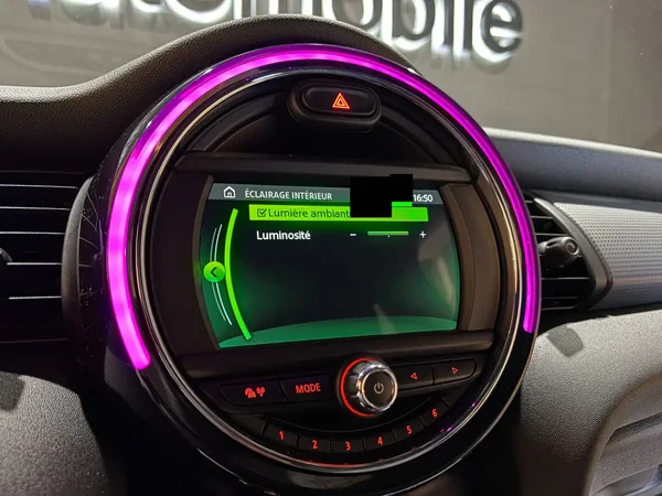 Mini Cooper (2019) — foto 4 van 22