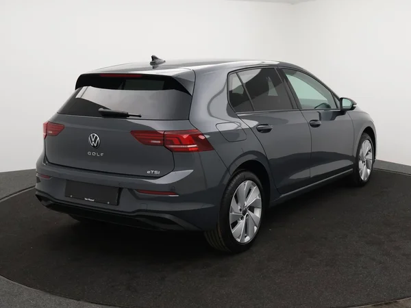 VOLKSWAGEN Golf VIII (2025) — foto 12 van 21