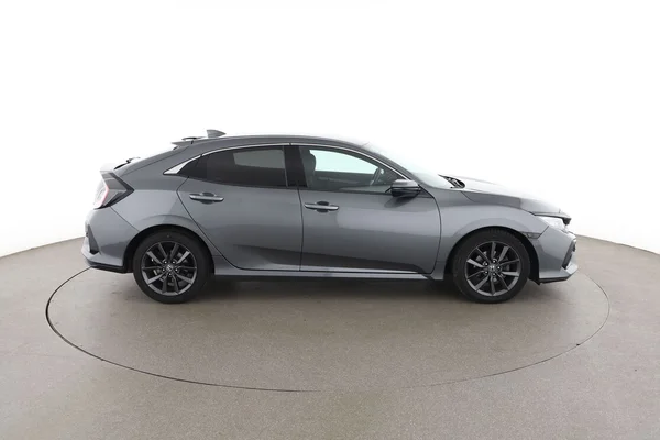 Honda Civic (2021) — foto 13 van 16