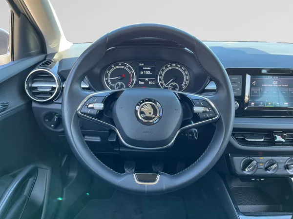 SKODA Fabia (2023) — foto 4 van 22