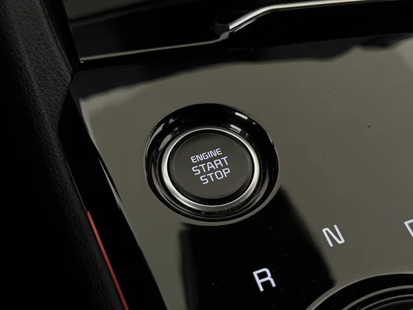 KIA Sportage (2023) — foto 15 van 36