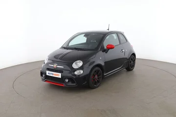 Abarth 595 10c1779f-b276-4621-bfdf-1dda503ad623