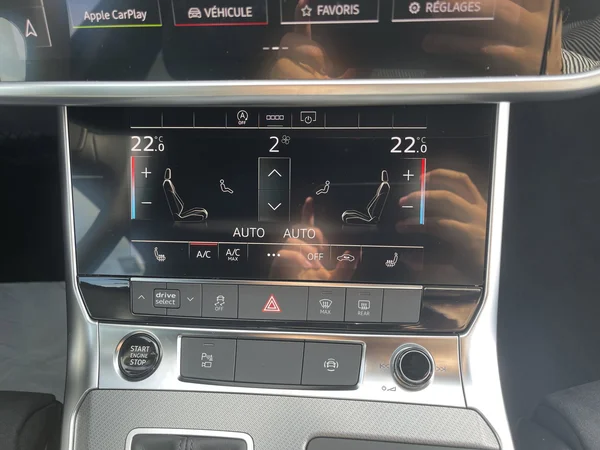 AUDI A6 Avant (2023) — foto 12 van 13