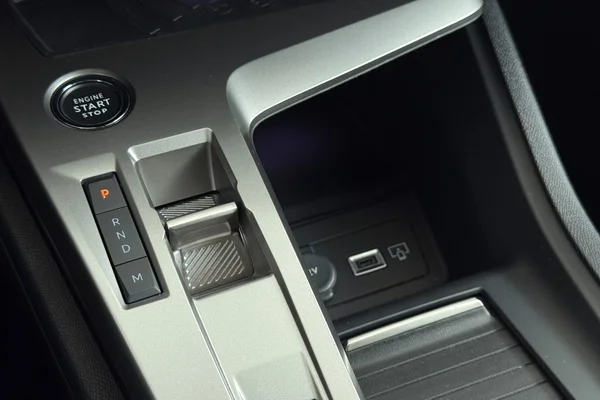 Peugeot 408 (2025) — foto 9 van 29