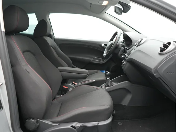 SEAT Ibiza SC (2015) — foto 3 van 28