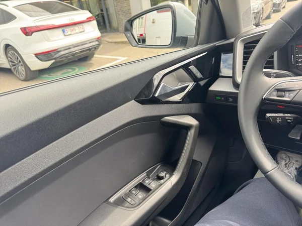AUDI A1 Allstreet (2025) — foto 7 van 24