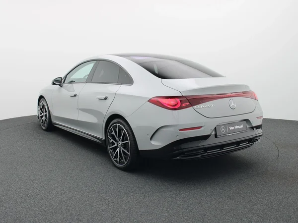 Mercedes-Benz CLA (2025) — foto 12 van 25