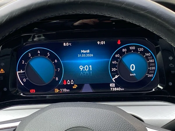 VOLKSWAGEN Golf VIII (2020) — foto 10 van 18