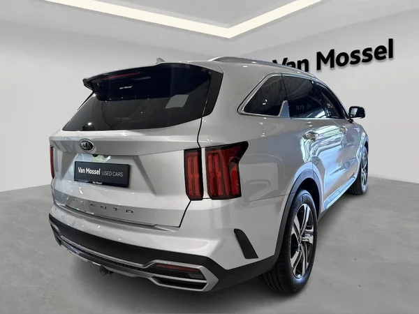 Kia Sorento (2021) — foto 18 van 22