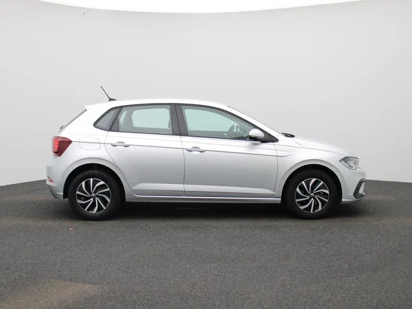 Volkswagen Polo (2022) — foto 35 van 38