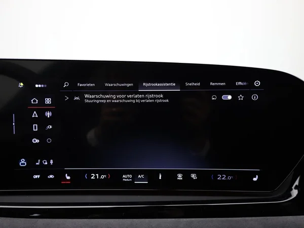 AUDI A5 Avant e-hybrid (PHEV) (2026) — foto 11 van 21