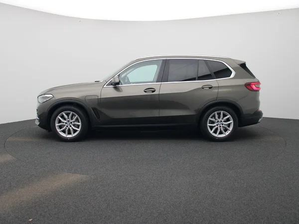 BMW X5 (2020) — foto 34 van 45