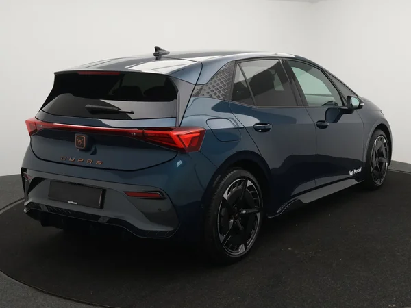 CUPRA Born (2025) — foto 12 van 24