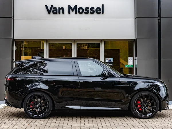 Land Rover Range Rover Sport (2023) — foto 18 van 23