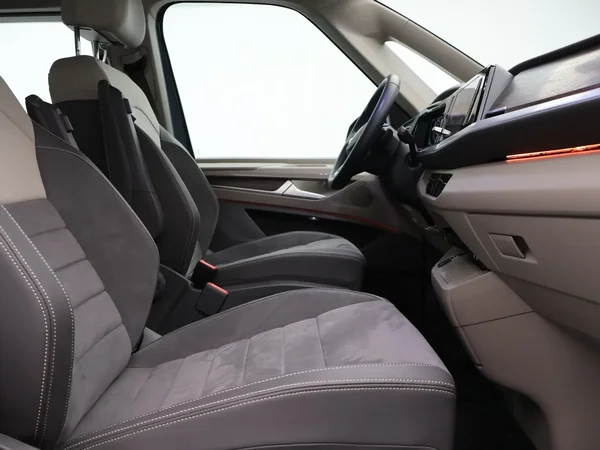 Volkswagen Multivan (2025) — foto 29 van 29
