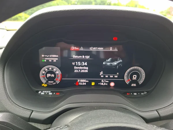 AUDI Q2 (2024) — foto 6 van 24