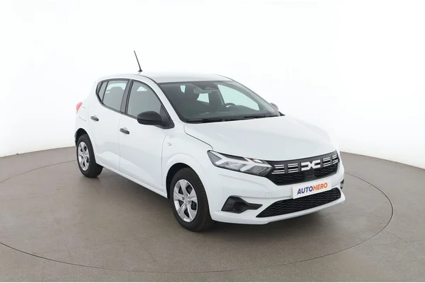 Dacia Sandero (2024) — foto 14 van 16