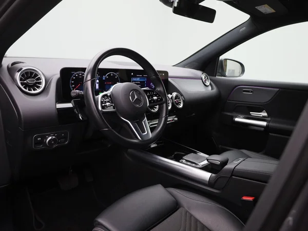Mercedes-Benz EQA (2023) — foto 32 van 45