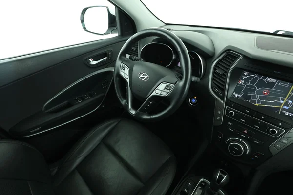 Hyundai Santa Fe (2018) — foto 4 van 16
