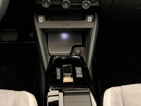 Citroen C4 (2025) — foto 9 van 27