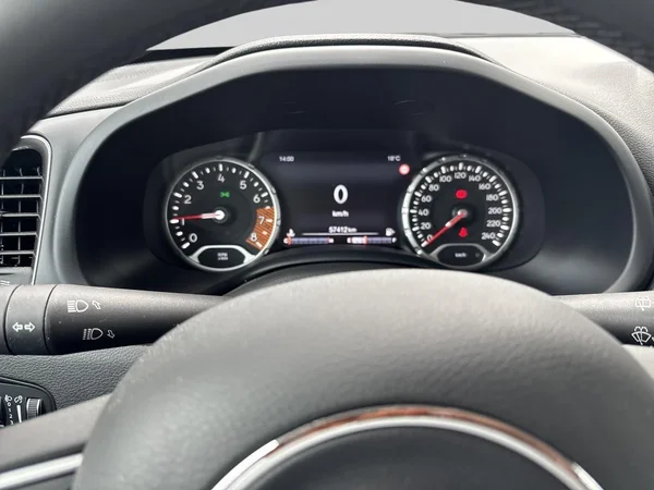 Jeep Renegade (2023) — foto 3 van 20