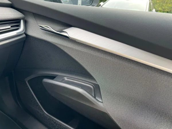 SKODA Enyaq (2022) — foto 9 van 24
