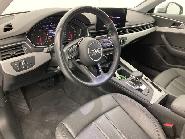 AUDI A4 Avant (2020) — foto 5 van 36