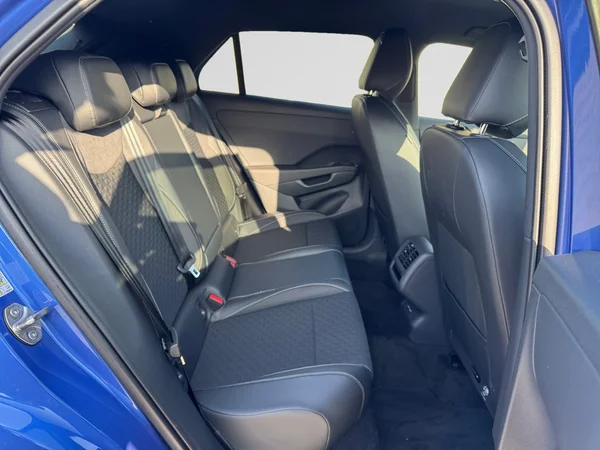 VOLKSWAGEN T-Roc (2025) — foto 10 van 23