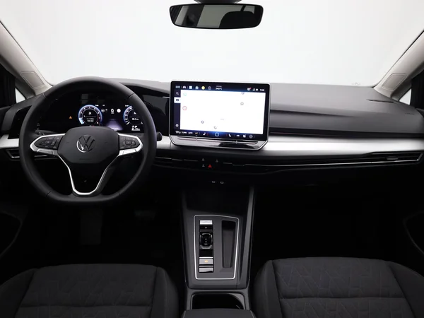 VOLKSWAGEN Golf VIII (2025) — foto 10 van 20