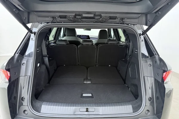 Peugeot 5008 (2025) — foto 13 van 17
