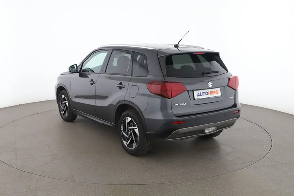 Suzuki Vitara (2024) — foto 10 van 16