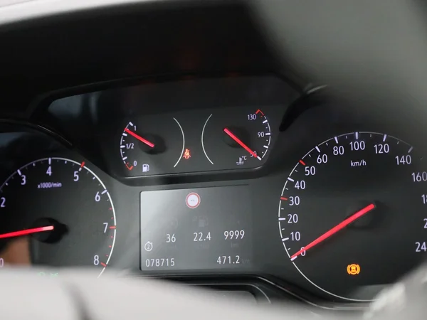 Opel Combo Life (2022) — foto 18 van 36