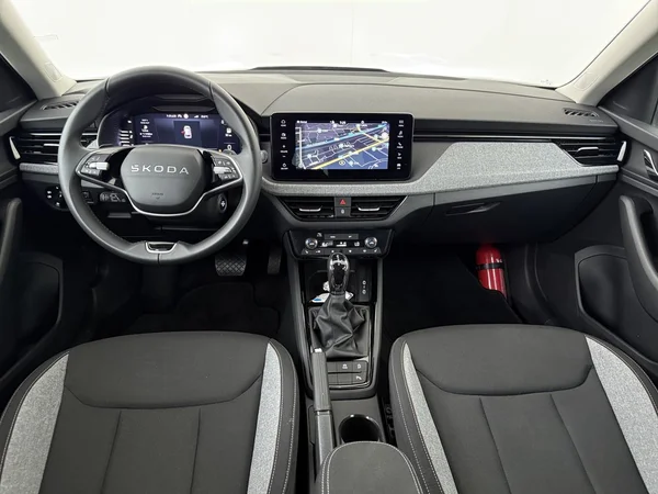 SKODA Kamiq (2025) — foto 13 van 18