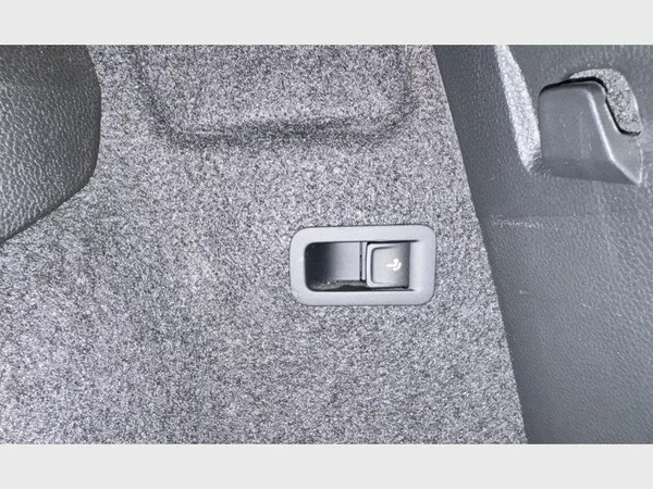 Skoda Karoq (2021) — foto 24 van 31