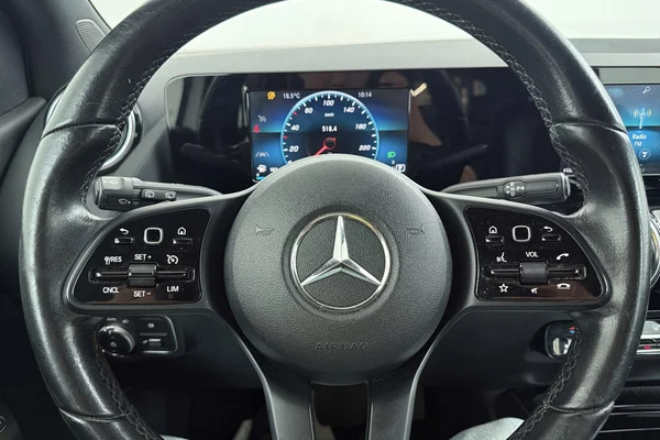 Mercedes-Benz B-Class (W247) (2019) — foto 43 van 43